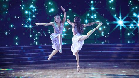 dancing with the stars performances